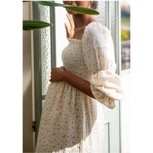 🆕 nwt nothing fits but Yuki Floral Cream Midi Dress medium